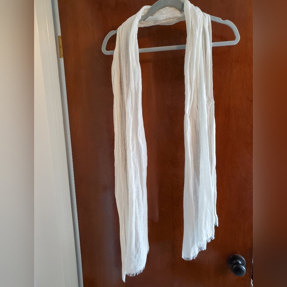 Cream lightweight Gap Scarf - Picture 2 of 5